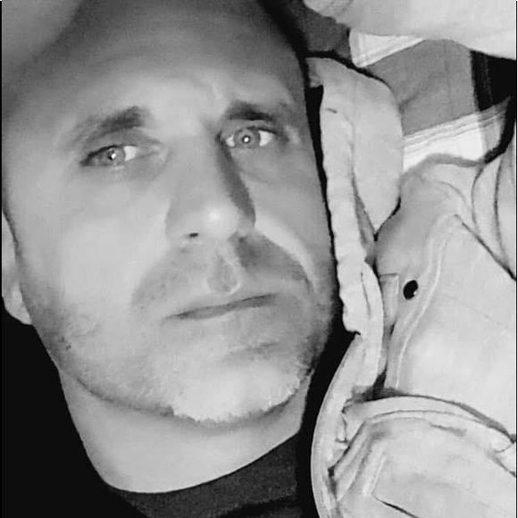 Meet your Posher, B - Picture 1 of 1